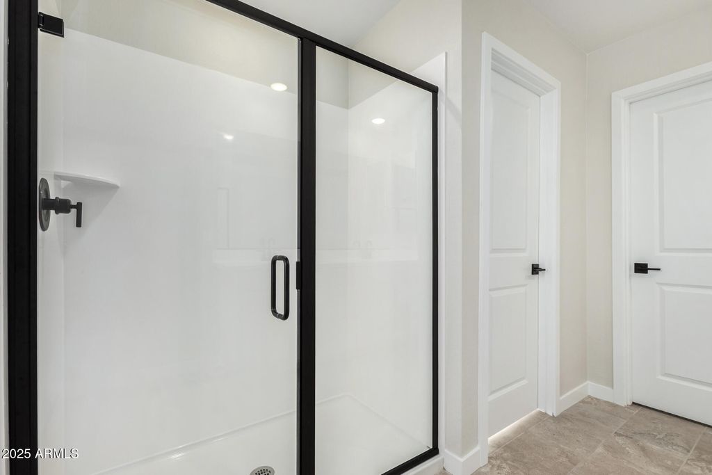 Image 19 of property listing at 15611 S 180TH Lane, Goodyear, AZ 85338