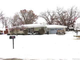 53432 Bruce Hill Drive, Shelby Charter Township, MI 48316