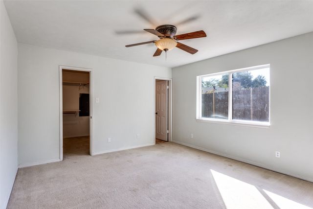 4102 Foxmoor Court, Arlington, TX 76016