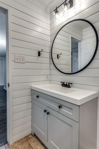 4102 Foxmoor Court, Arlington, TX 76016