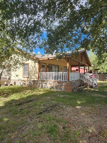 3209 Mangum Road, Livingston, TX 77351