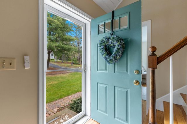 195 Knotty Pine Lane, Centerville, MA 02632