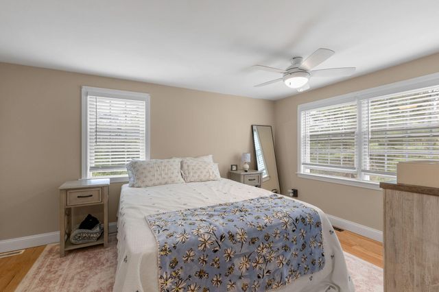 195 Knotty Pine Lane, Centerville, MA 02632