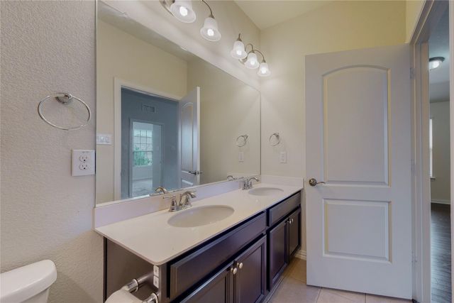 8100 Horseman Road, Fort Worth, TX 76131