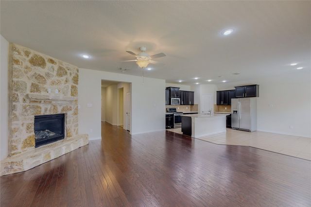 8100 Horseman Road, Fort Worth, TX 76131