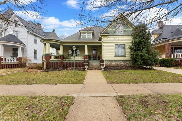 107 E Peoria Street, Paola, KS 66071