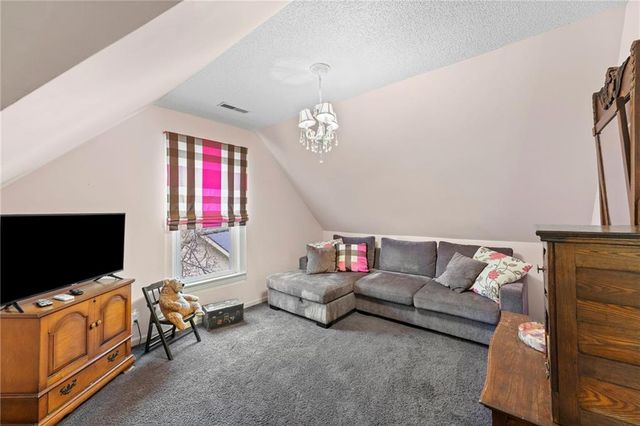 107 E Peoria Street, Paola, KS 66071