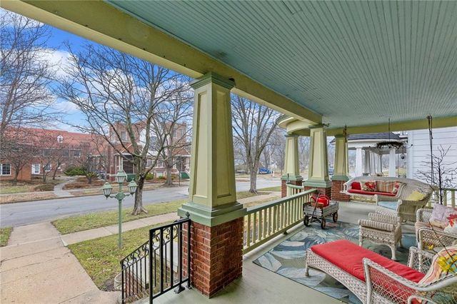 107 E Peoria Street, Paola, KS 66071