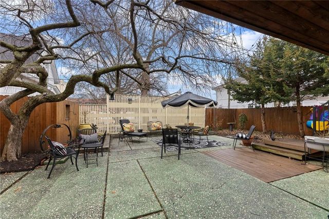 107 E Peoria Street, Paola, KS 66071