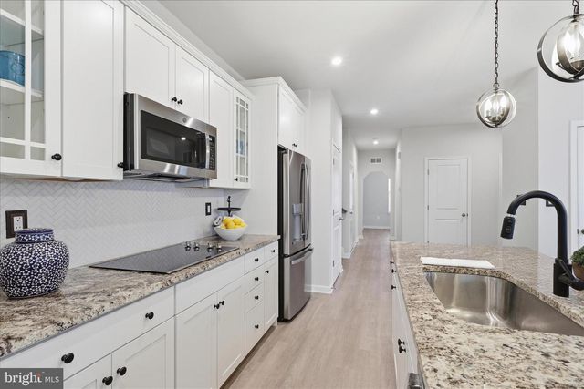 3664 TRAFORD LN, Woodbridge, VA 22193