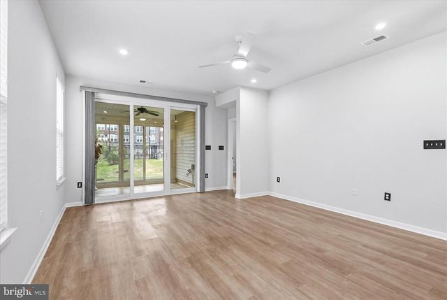 3664 TRAFORD LN, Woodbridge, VA 22193