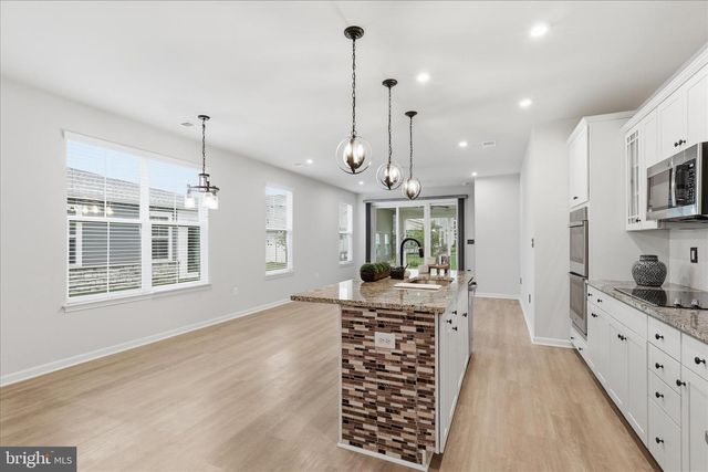 3664 TRAFORD LN, Woodbridge, VA 22193