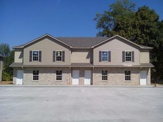 242 Fairview Ln Apt C, Clarksville, TN 37040