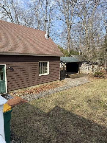 89 Oakcrest Drive, North Attleboro, MA 02760