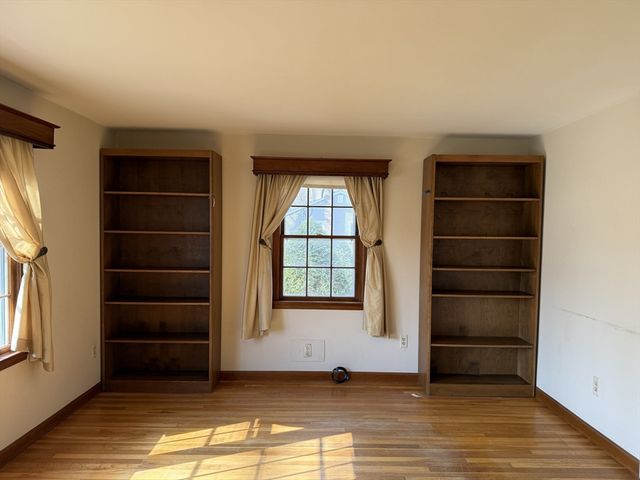 89 Oakcrest Drive, North Attleboro, MA 02760