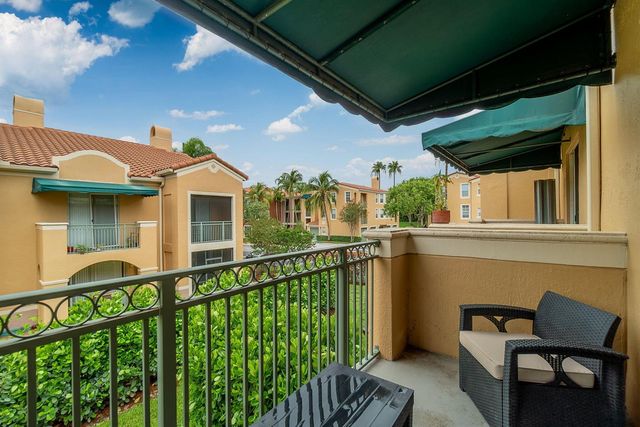 11785 Saint Andrews Place 106, Wellington, FL 33414