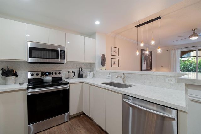 11785 Saint Andrews Place 106, Wellington, FL 33414