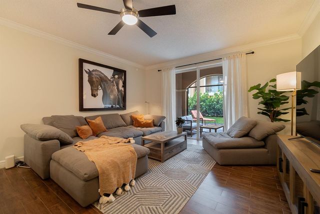 11785 Saint Andrews Place 106, Wellington, FL 33414