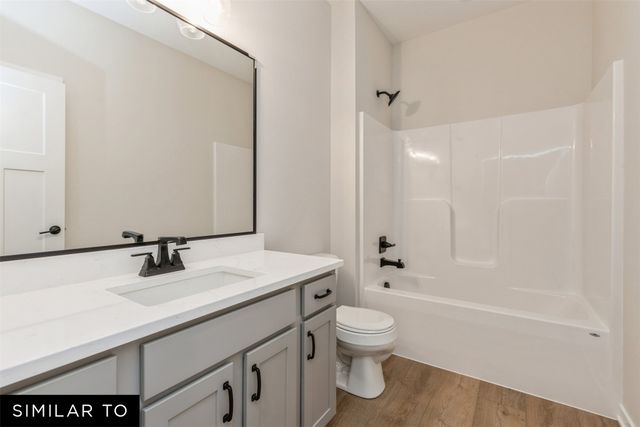 4654 180th Street, Urbandale, IA 50323