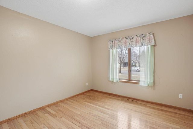 2210 Viking Drive, Saint Cloud, MN 56301