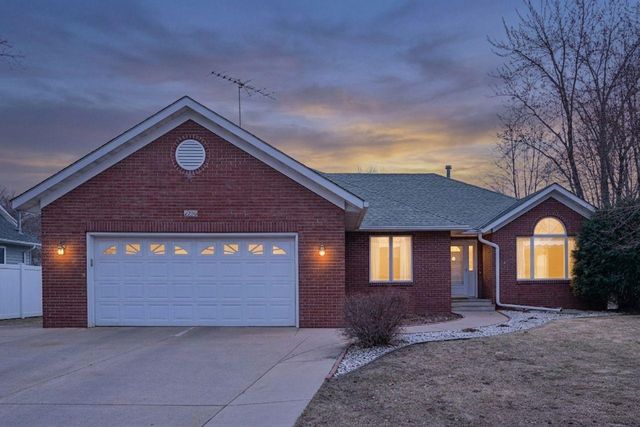 2210 Viking Drive, Saint Cloud, MN 56301