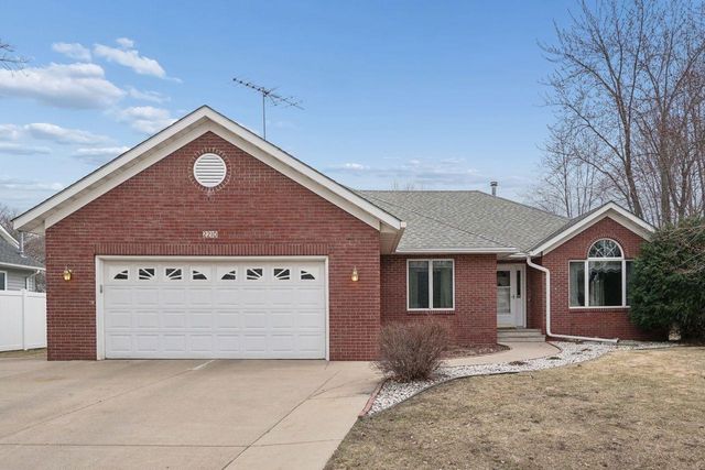 2210 Viking Drive, Saint Cloud, MN 56301