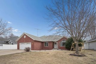 2210 Viking Drive, Saint Cloud, MN 56301