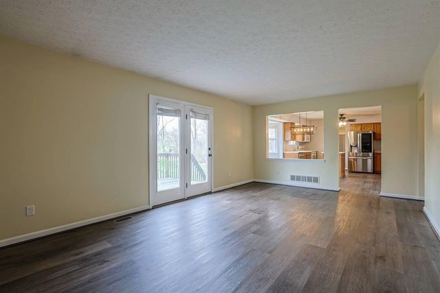 7351 Blackstone Drive, Florence, KY 41042