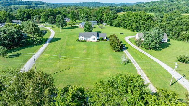 3454 Williamsport Pike, Williamsport, TN 38487