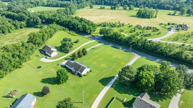 3454 Williamsport Pike, Williamsport, TN 38487