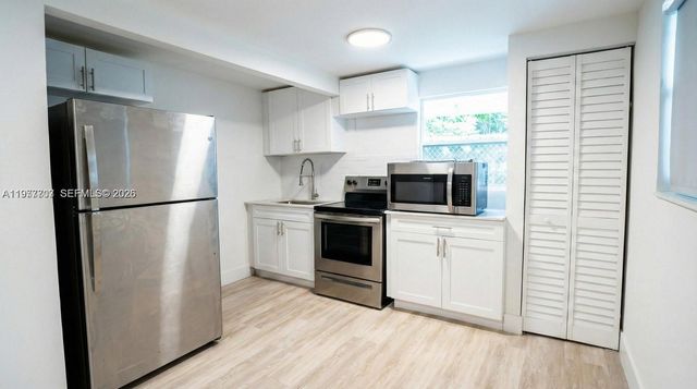 128 NW 53rd St C, Miami, FL 33127