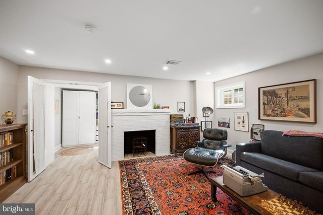 1319 SHERIDAN ST NW, Washington, DC 20011