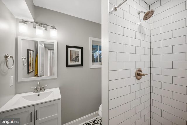 1319 SHERIDAN ST NW, Washington, DC 20011