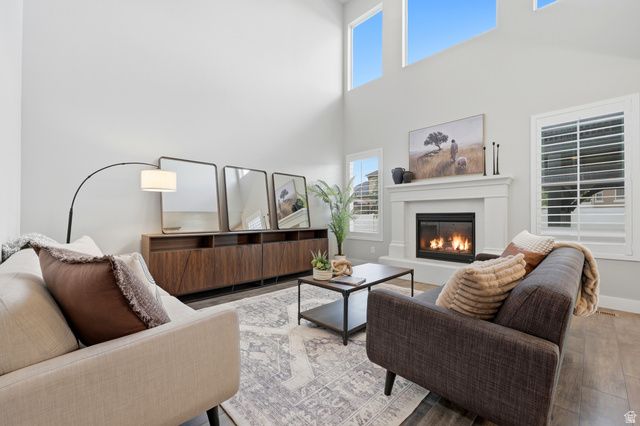 11704 S 2610 W, Riverton, UT 84065