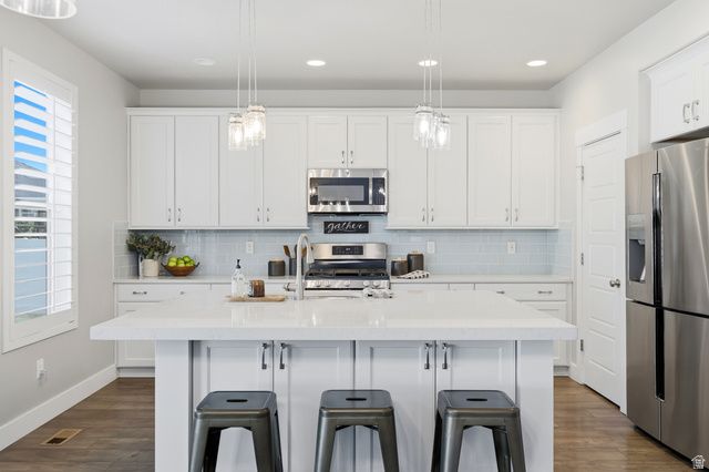 11704 S 2610 W, Riverton, UT 84065
