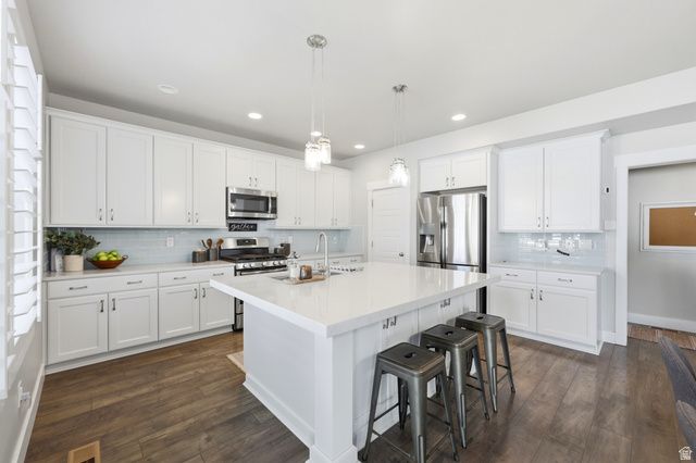 11704 S 2610 W, Riverton, UT 84065
