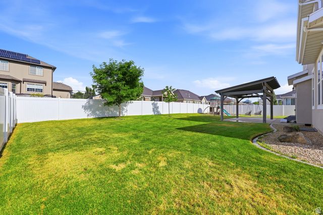 11704 S 2610 W, Riverton, UT 84065