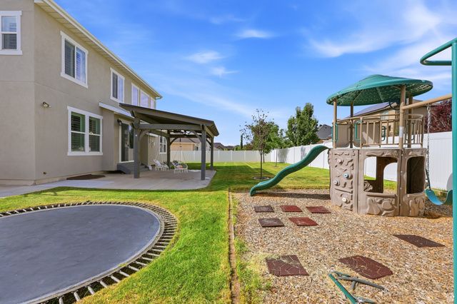 11704 S 2610 W, Riverton, UT 84065