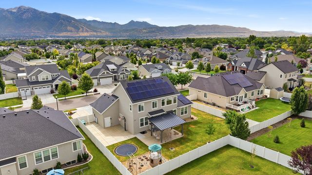 11704 S 2610 W, Riverton, UT 84065