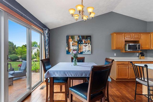 1301 KAMPO DRIVE, Neenah, WI 54956