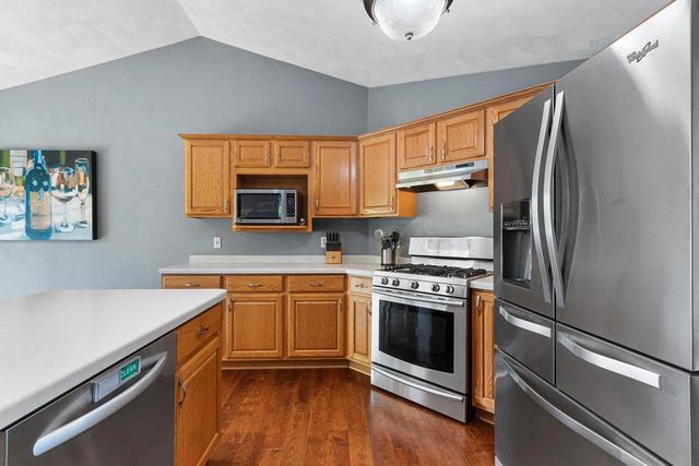 1301 KAMPO DRIVE, Neenah, WI 54956