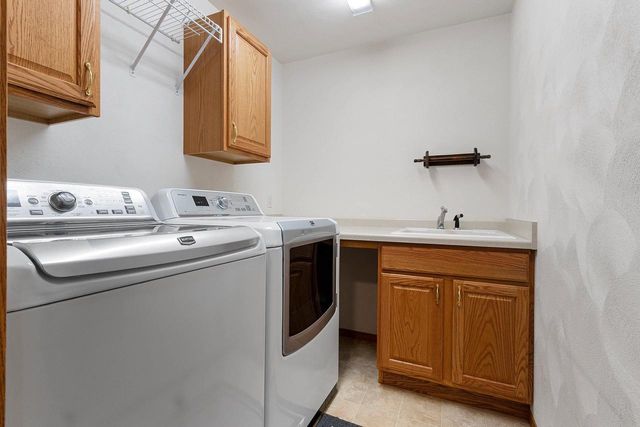 1301 KAMPO DRIVE, Neenah, WI 54956