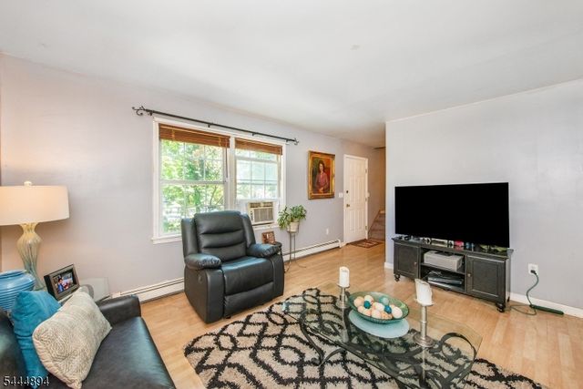 19 Franklin Pl, Hackensack City, NJ 07601