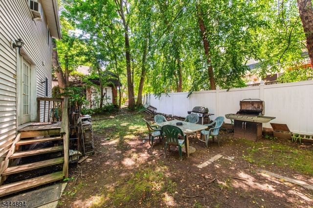 19 Franklin Pl, Hackensack City, NJ 07601
