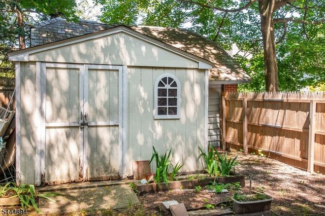 19 Franklin Pl, Hackensack City, NJ 07601