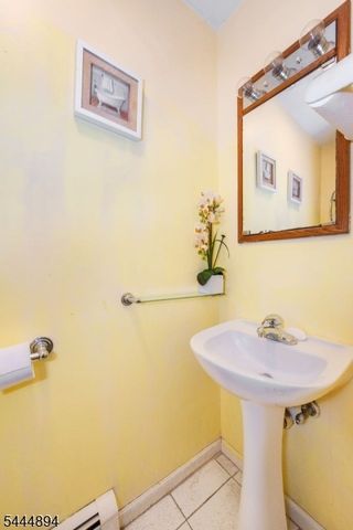 19 Franklin Pl, Hackensack City, NJ 07601