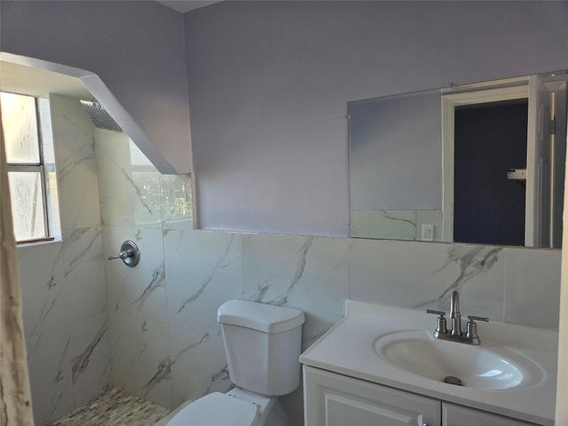 7925 SW 9th St 7925, North Lauderdale, FL 33068