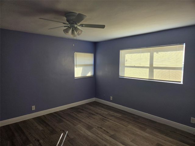 7925 SW 9th St 7925, North Lauderdale, FL 33068