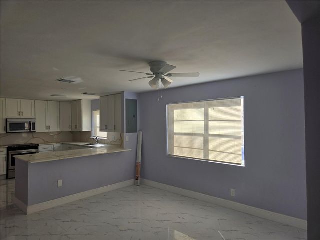 7925 SW 9th St 7925, North Lauderdale, FL 33068