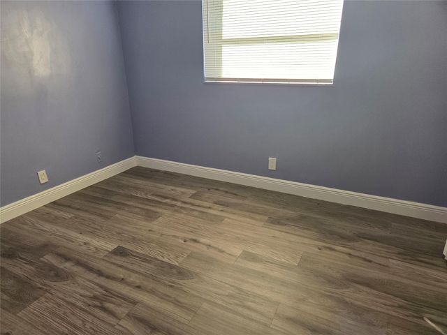 7925 SW 9th St 7925, North Lauderdale, FL 33068